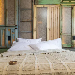 https://via-roma-charming-rooms.in-sardinia.net