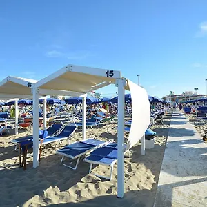 ** Hotel - Enjoy Your Summer -beach Village Incluso Italië