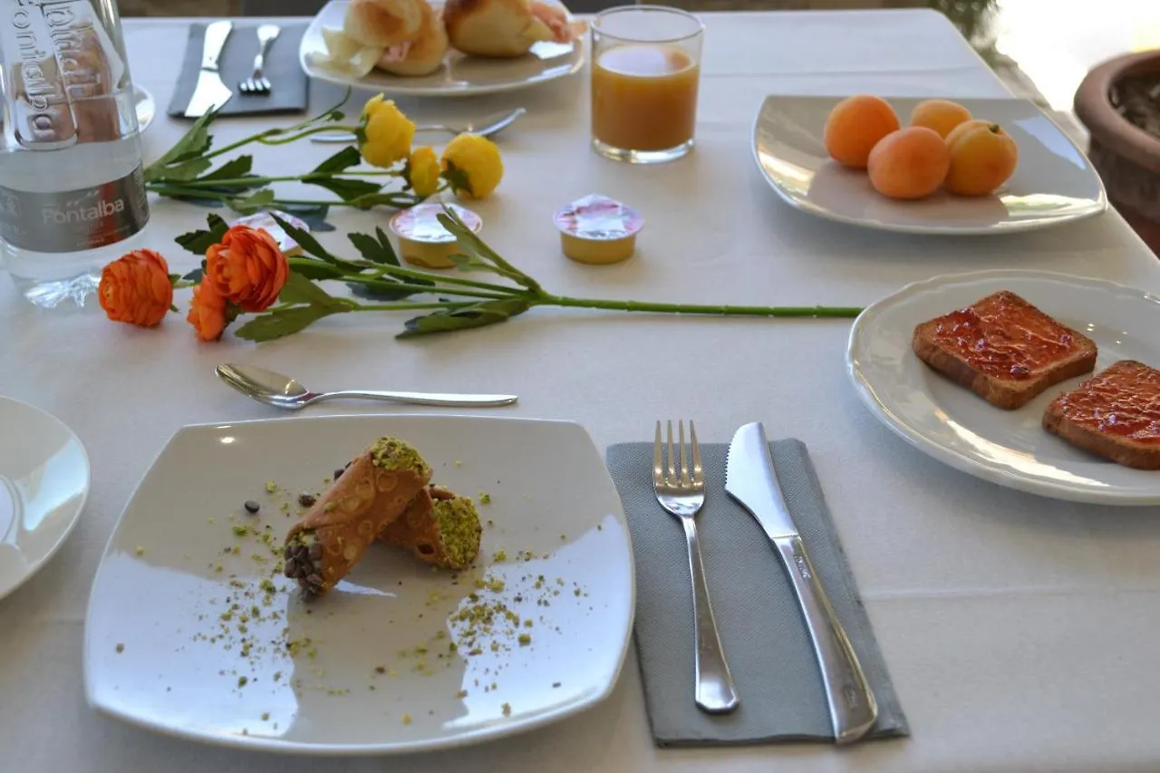B&B Sole&Sale San Leone 0*,  Italia